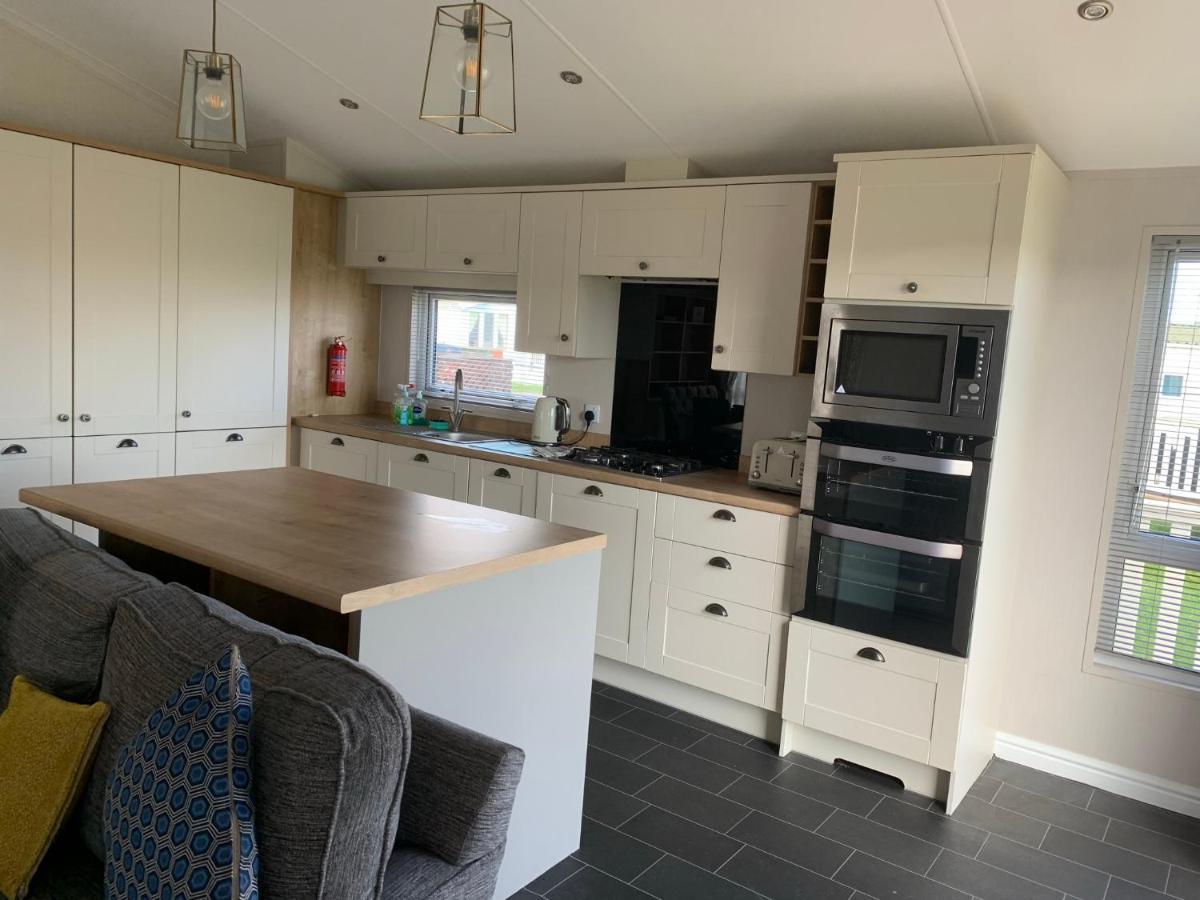 8 Birth Lodge On Cayton Bay Holiday Park Scarborough Buitenkant foto