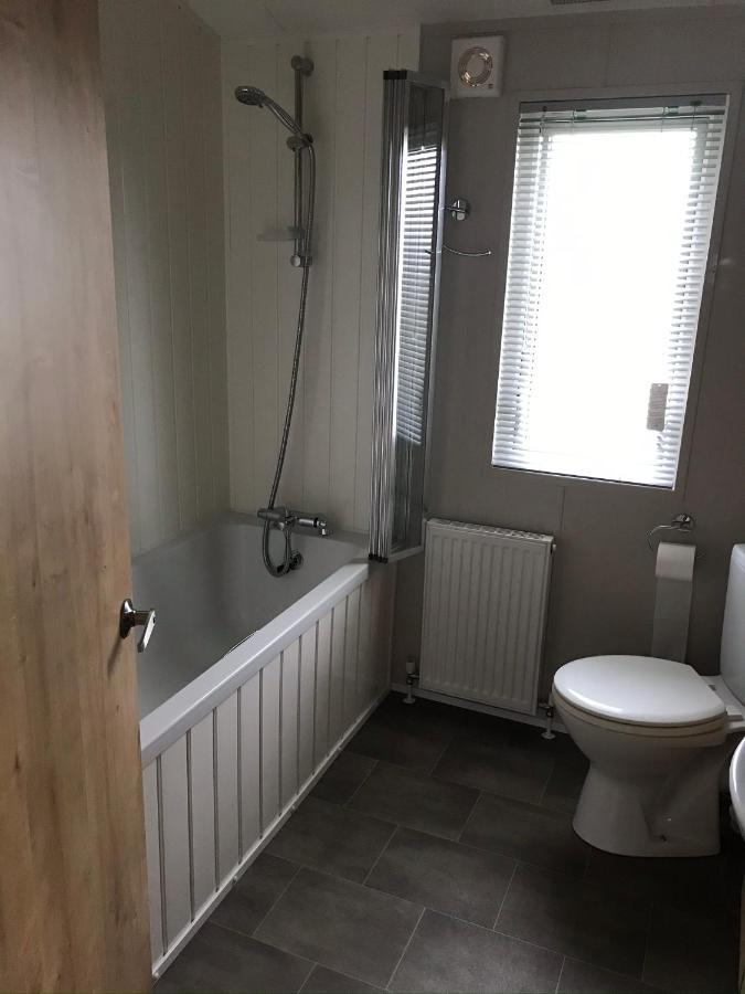8 Birth Lodge On Cayton Bay Holiday Park Scarborough Buitenkant foto